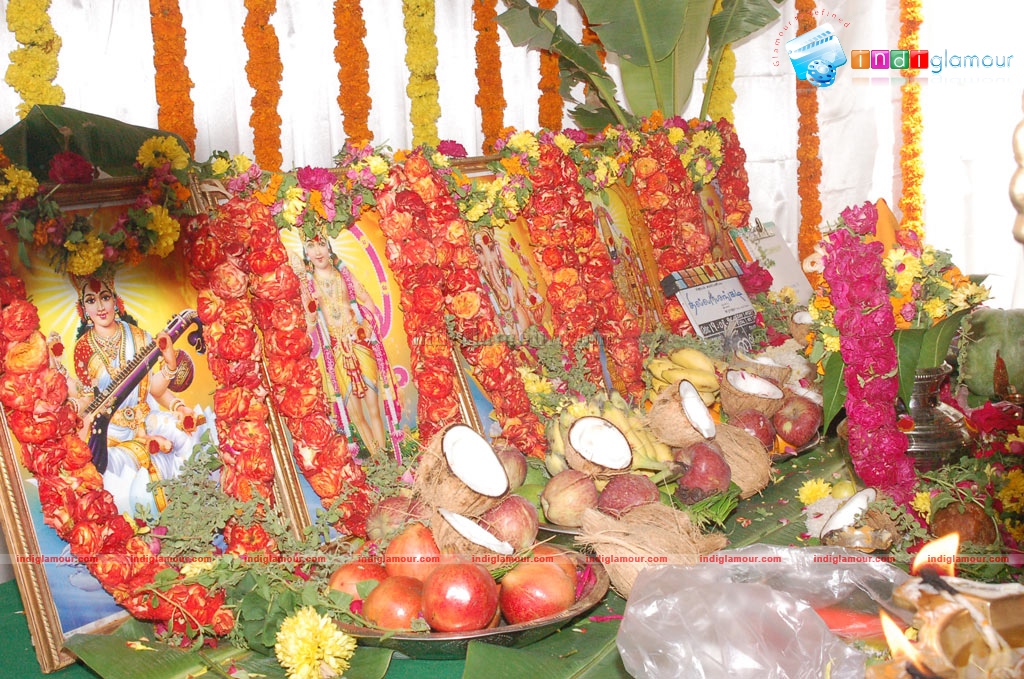 Thillalangadi Movie Launch Event hd photo